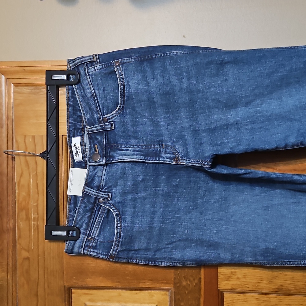 NWT Wrangler Retro Bailey High-Rise Flare Jeans - Picture 6 of 15
